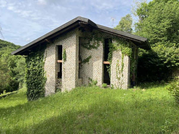 casa indipendente in vendita a Negrar di Valpolicella in zona Montecchio