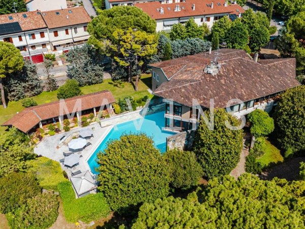 villa in vendita a Negrar di Valpolicella