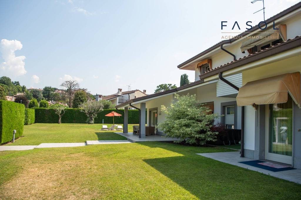 casa indipendente in vendita a Negrar di Valpolicella