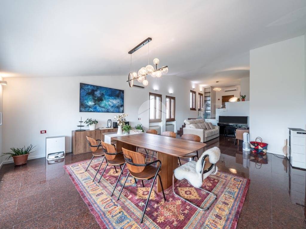casa indipendente in vendita a Negrar di Valpolicella in zona Santa Maria