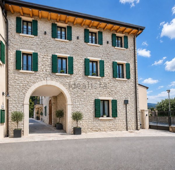 casa indipendente in vendita a Negrar di Valpolicella