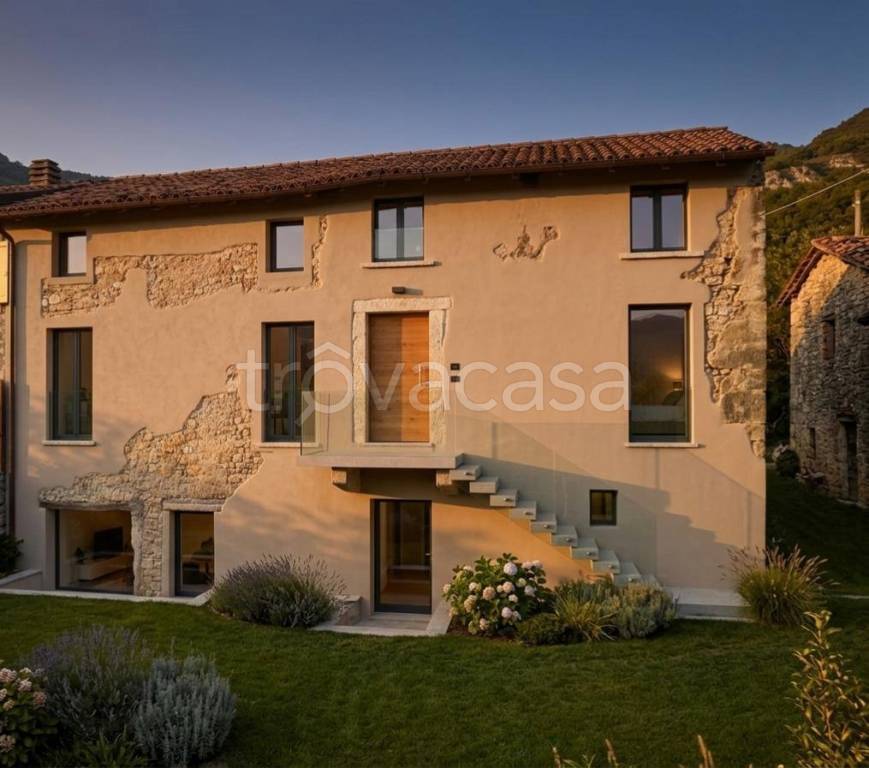 casa indipendente in vendita a Negrar di Valpolicella