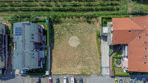 terreno in vendita a Negrar di Valpolicella