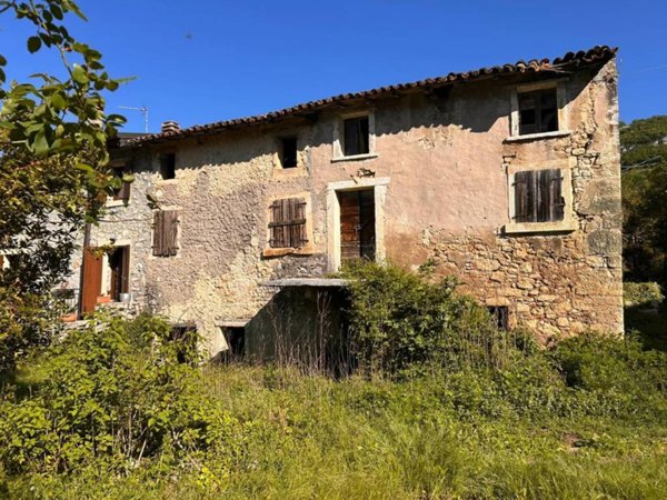 casa indipendente in vendita a Negrar di Valpolicella