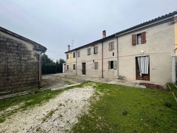 casa indipendente in vendita a Nogara