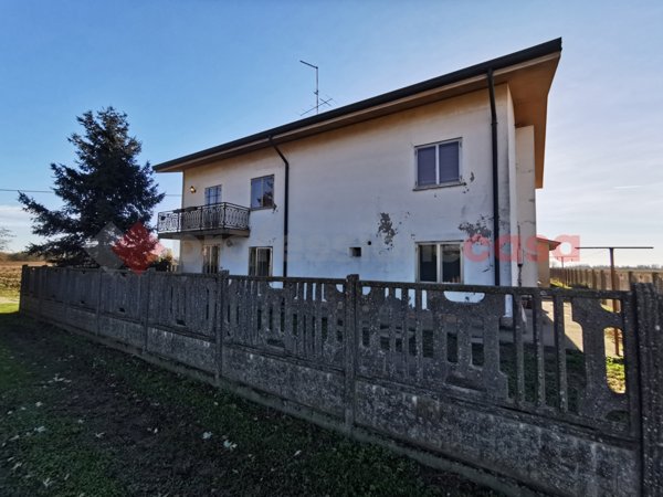 casa indipendente in vendita a Nogara
