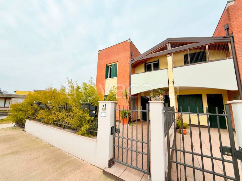 casa indipendente in vendita a Nogara
