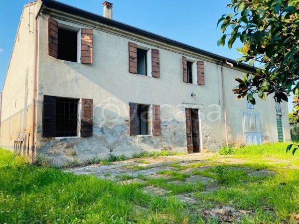 casa indipendente in vendita a Nogara in zona Campalano
