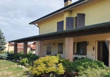 casa indipendente in vendita a Nogara
