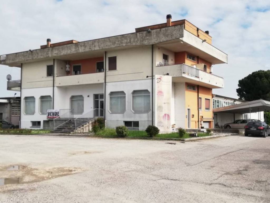 terreno edificabile in vendita a Nogara