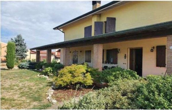 casa indipendente in vendita a Nogara