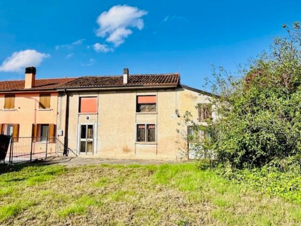 casa indipendente in vendita a Nogara