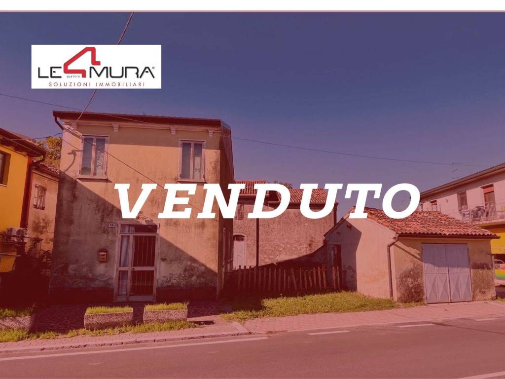 casa indipendente in vendita a Nogara in zona Caselle