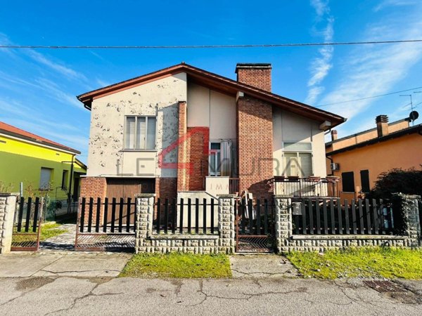 casa indipendente in vendita a Nogara