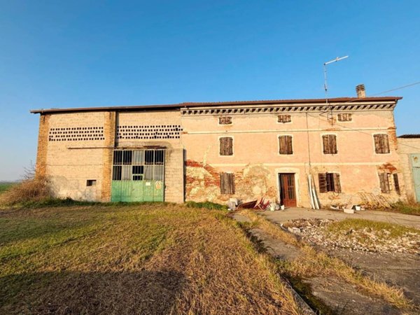 casa indipendente in vendita a Nogara