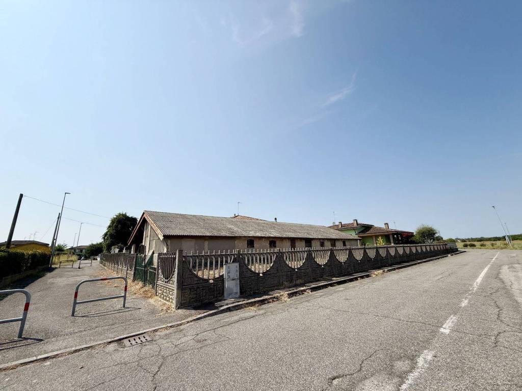 terreno edificabile in vendita a Nogara