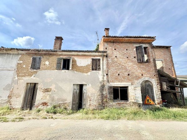 casa indipendente in vendita a Nogara in zona Caselle