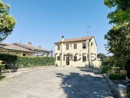 casa indipendente in vendita a Nogara