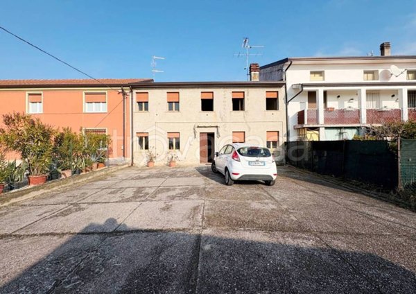 casa indipendente in vendita a Nogara