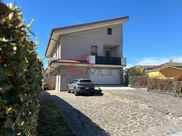 casa indipendente in vendita a Nogara
