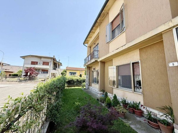 appartamento in vendita a Nogara in zona Caselle