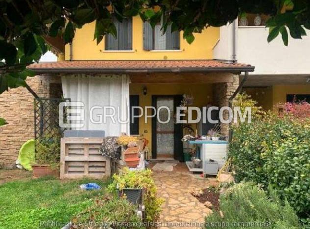 appartamento in vendita a Nogara in zona Caselle