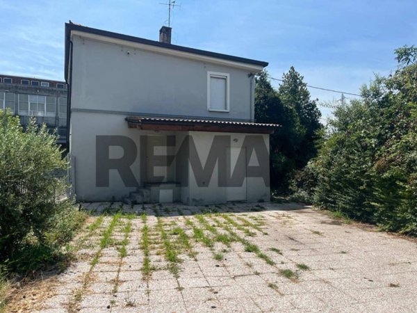 appartamento in vendita a Nogara in zona Caselle