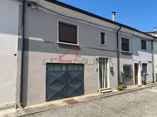 quadrivano in vendita a Nogara in zona Caselle