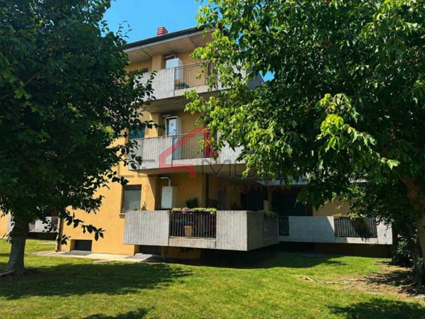 appartamento in vendita a Nogara in zona Caselle