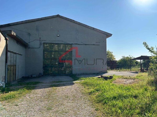 terreno edificabile in vendita a Nogara in zona Caselle