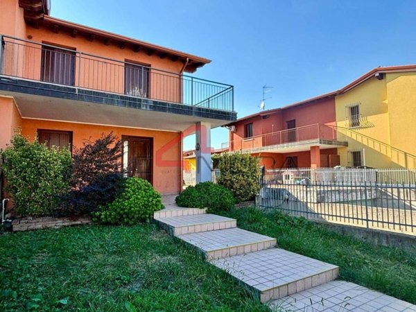 casa indipendente in vendita a Nogara in zona Caselle