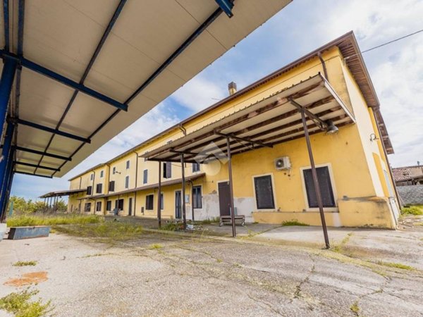 casa indipendente in vendita a Nogarole Rocca