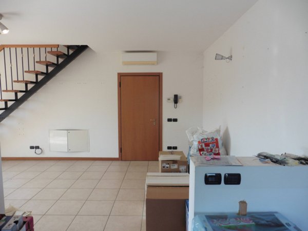 appartamento in vendita a Nogarole Rocca in zona Bagnolo