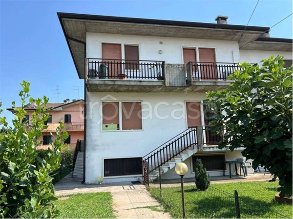 appartamento in vendita a Nogarole Rocca in zona Pradelle
