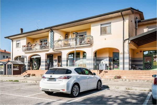 appartamento in vendita a Nogarole Rocca