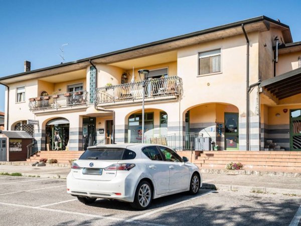 appartamento in vendita a Nogarole Rocca in zona Bagnolo