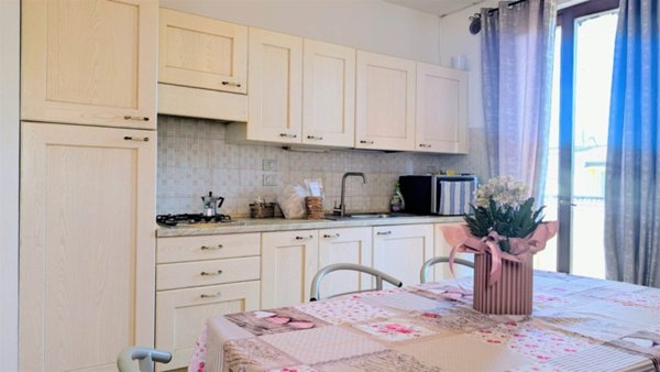 appartamento in vendita a Nogarole Rocca in zona Pradelle