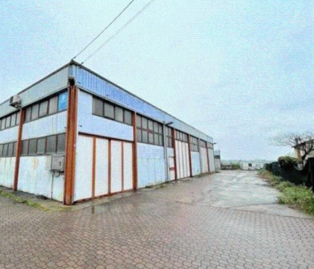 locale commerciale in vendita a Nogarole Rocca