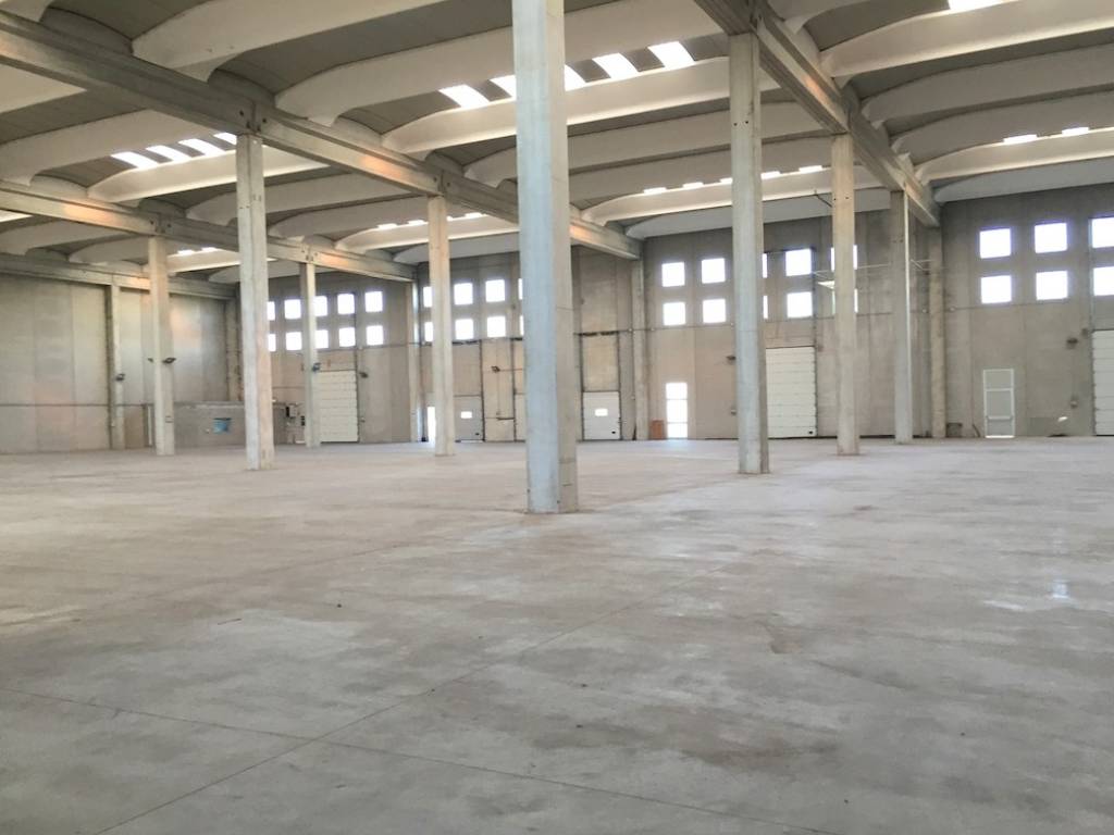 terreno edificabile in vendita a Nogarole Rocca in zona Pradelle