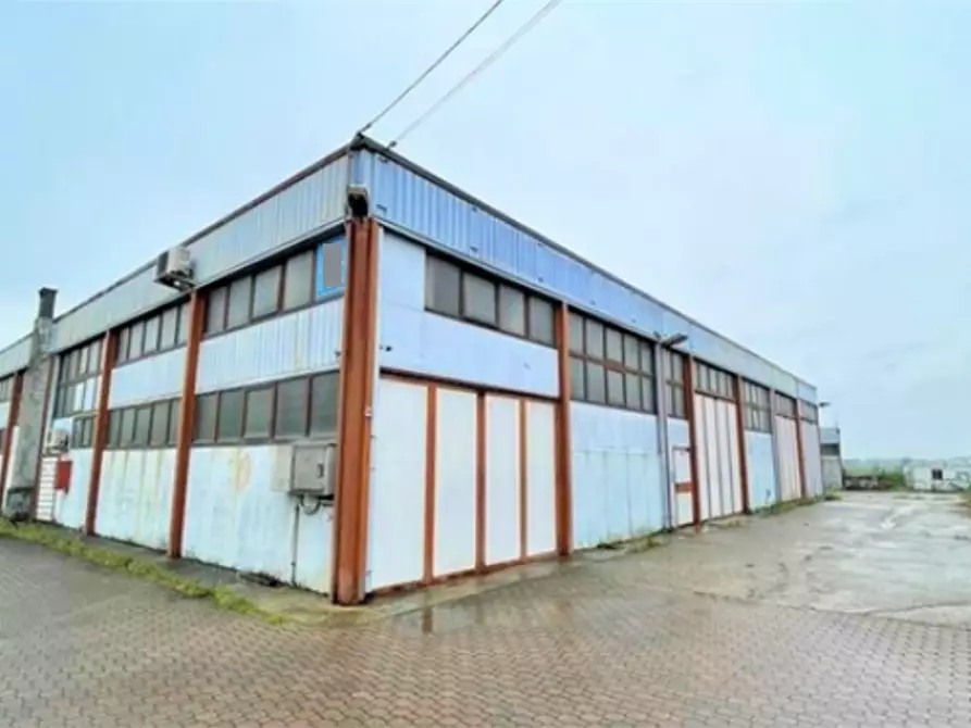 locale di sgombero in vendita a Nogarole Rocca