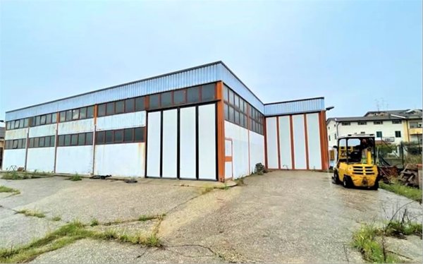 locale di sgombero in vendita a Nogarole Rocca