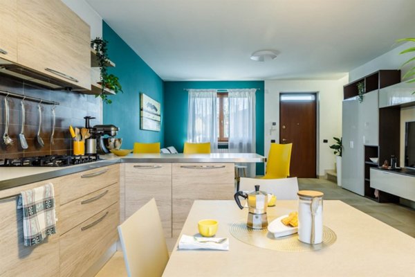 casa indipendente in vendita a Nogarole Rocca in zona Bagnolo