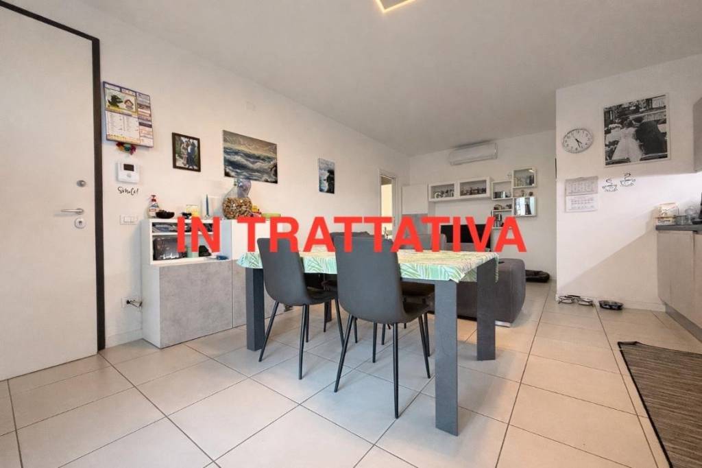 appartamento in vendita a Nogarole Rocca in zona Pradelle