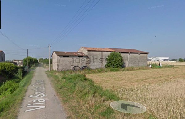 terreno edificabile in vendita a Nogarole Rocca