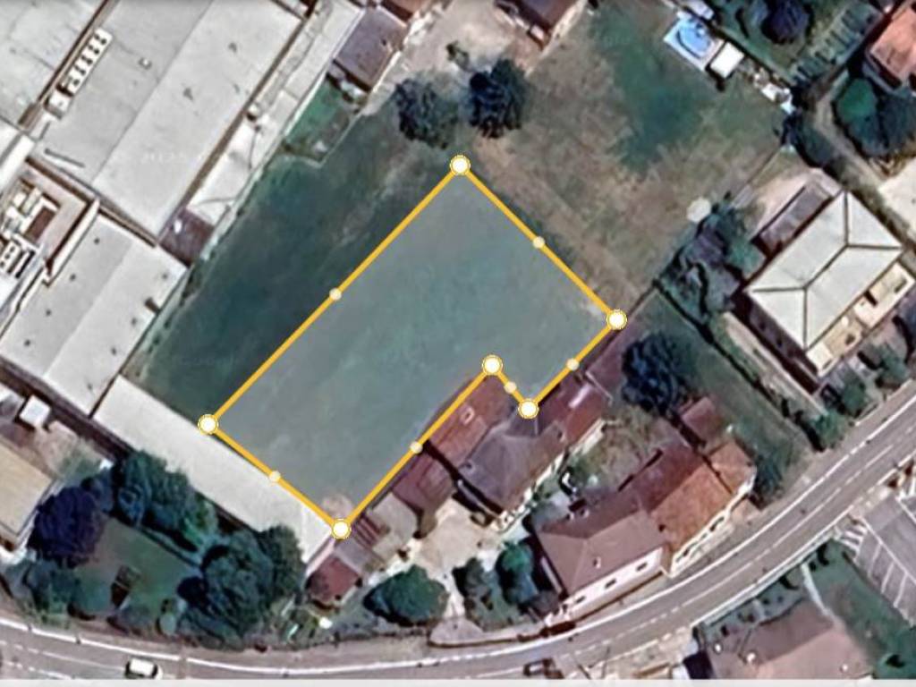 terreno edificabile in vendita a Nogarole Rocca in zona Pradelle