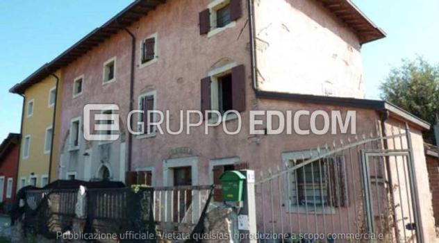 casa indipendente in vendita a Nogarole Rocca in zona Pradelle