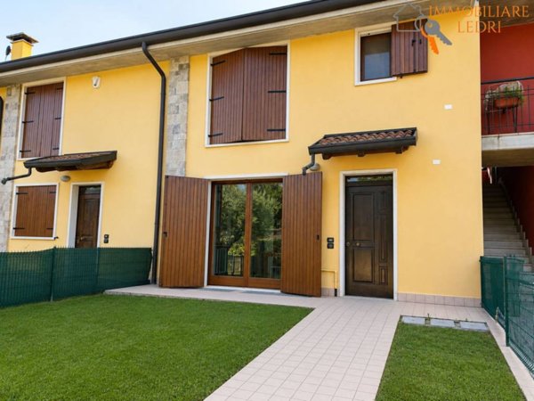 appartamento in vendita a Nogarole Rocca in zona Bagnolo