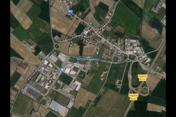 terreno in vendita a Nogarole Rocca in zona Pradelle