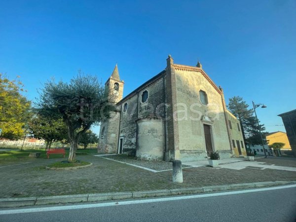 terreno agricolo in vendita ad Oppeano in zona Mazzantica