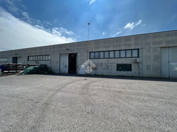ufficio in vendita ad Oppeano